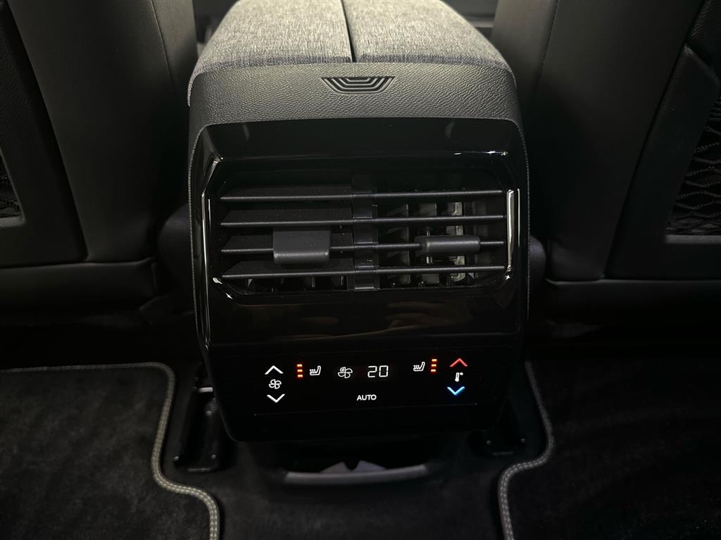 Peugeot e-5008 EL GT Pack 325HK 5d Aut. - Image 22