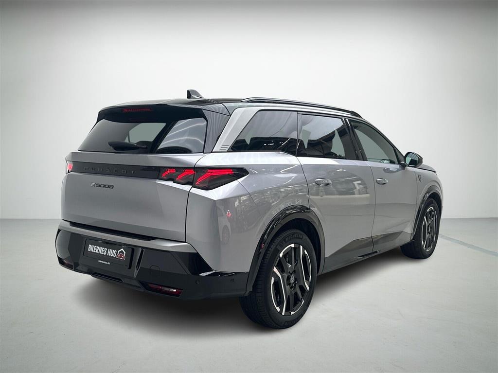 Peugeot e-5008 EL GT Pack 325HK 5d Aut. - Image 2
