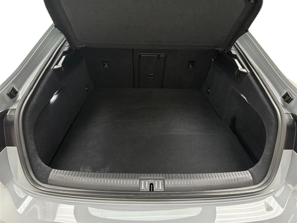 VW Arteon 1,4 TSI eHybrid R-Line DSG 218HK 5d 6g Aut. - Image 14