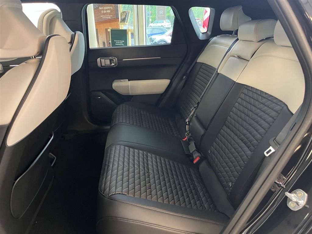 Kia EV4 EL Long Range GT-Line 204HK 5d Aut. - Image 8