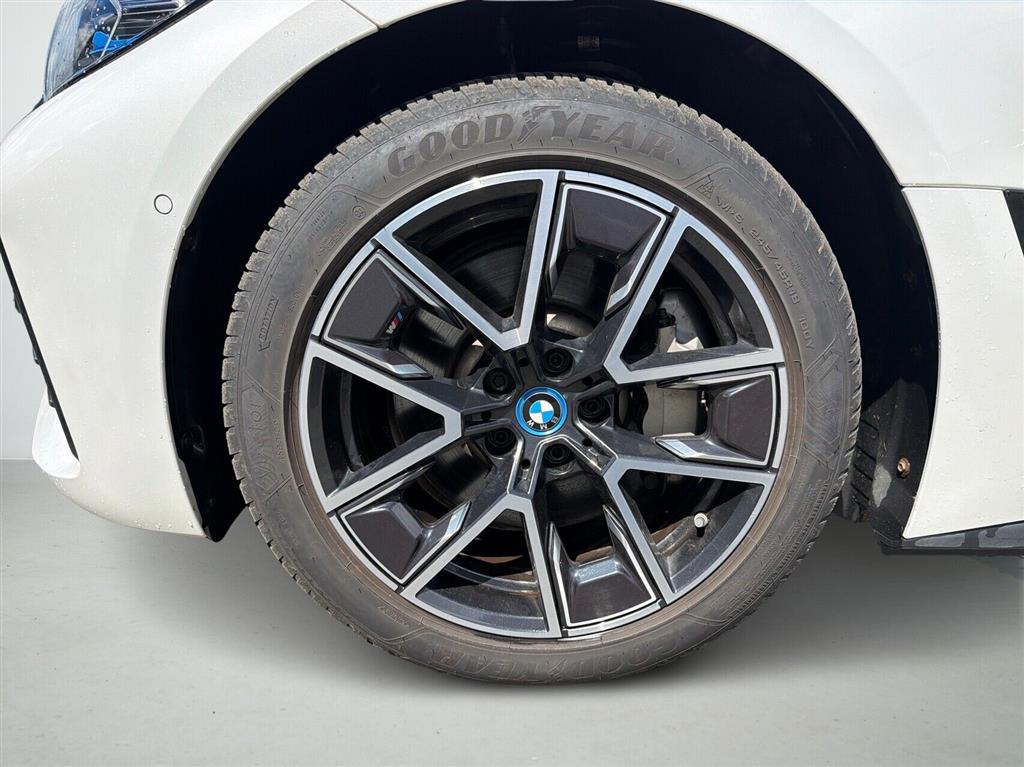 BMW i4 eDrive40 Gran Coupé EL M-Sport 340HK 5d Aut. - Image 8