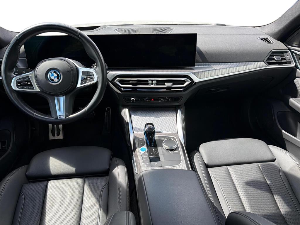 BMW i4 eDrive40 Gran Coupé EL M-Sport 340HK 5d Aut. - Image 4