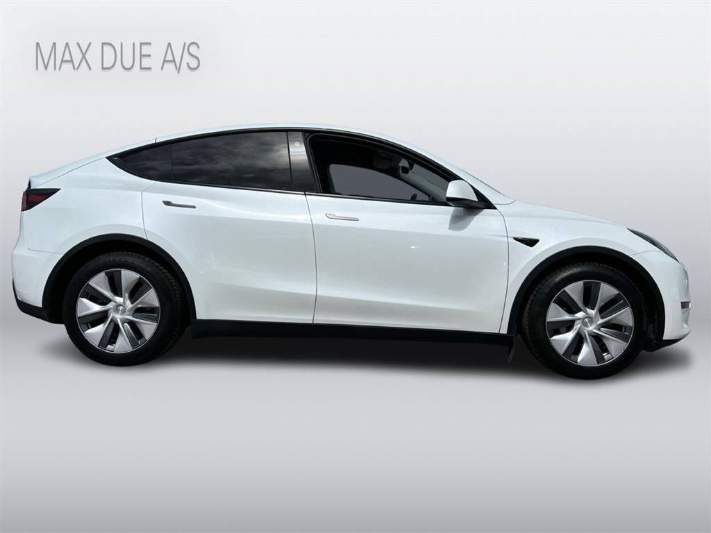 Tesla Model Y 75 kWh Long Range AWD 514HK 5d Aut. - Image 4