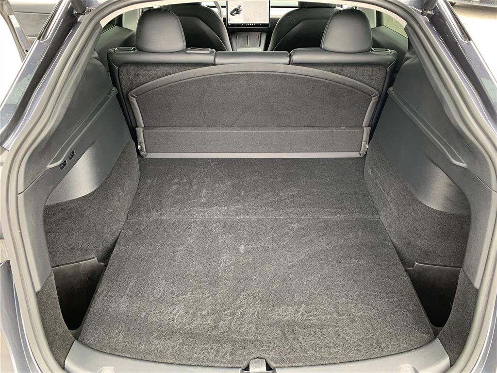 Tesla Model Y 75 kWh Long Range AWD 514HK 5d Aut. - Image 12