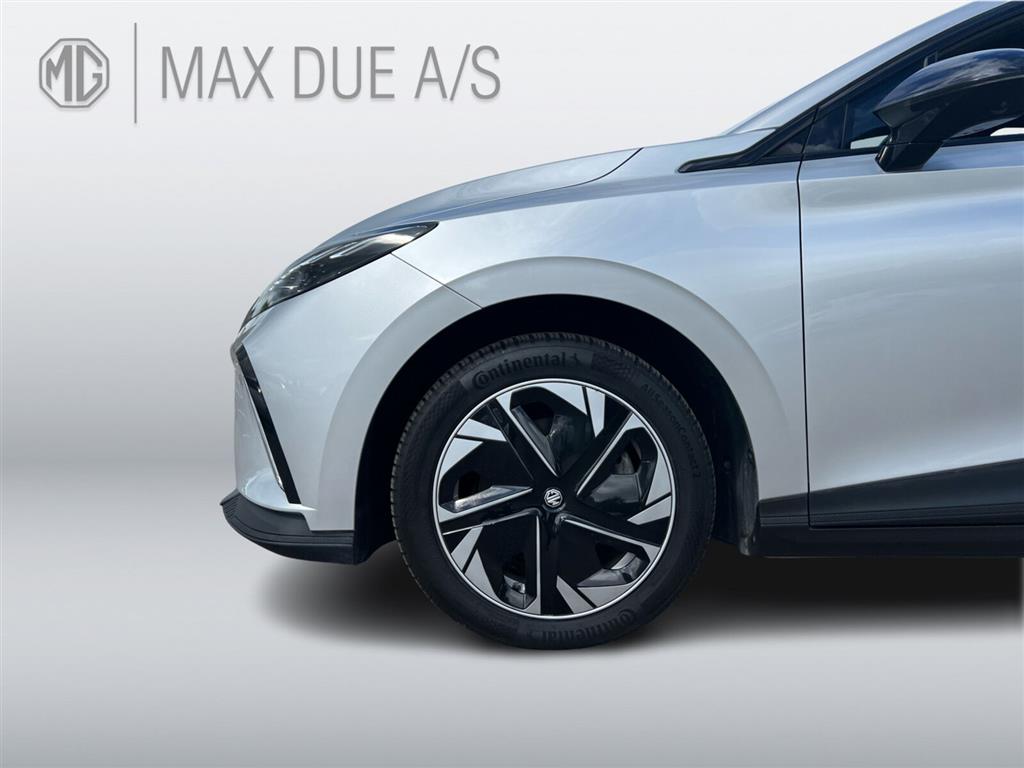 MG MG4 Electric 64 kWh LR Luxury 204HK 5d Aut. - Image 26