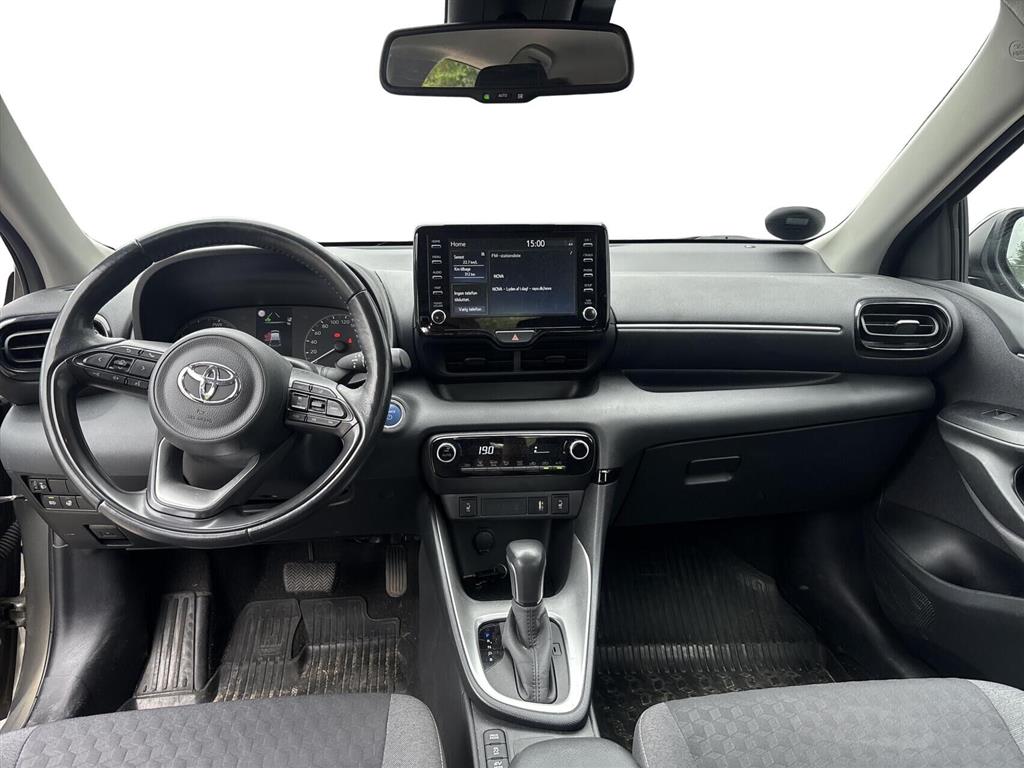 Toyota Yaris 1,5 Hybrid Active Technology 116HK 5d Trinl. Gear - Image 6