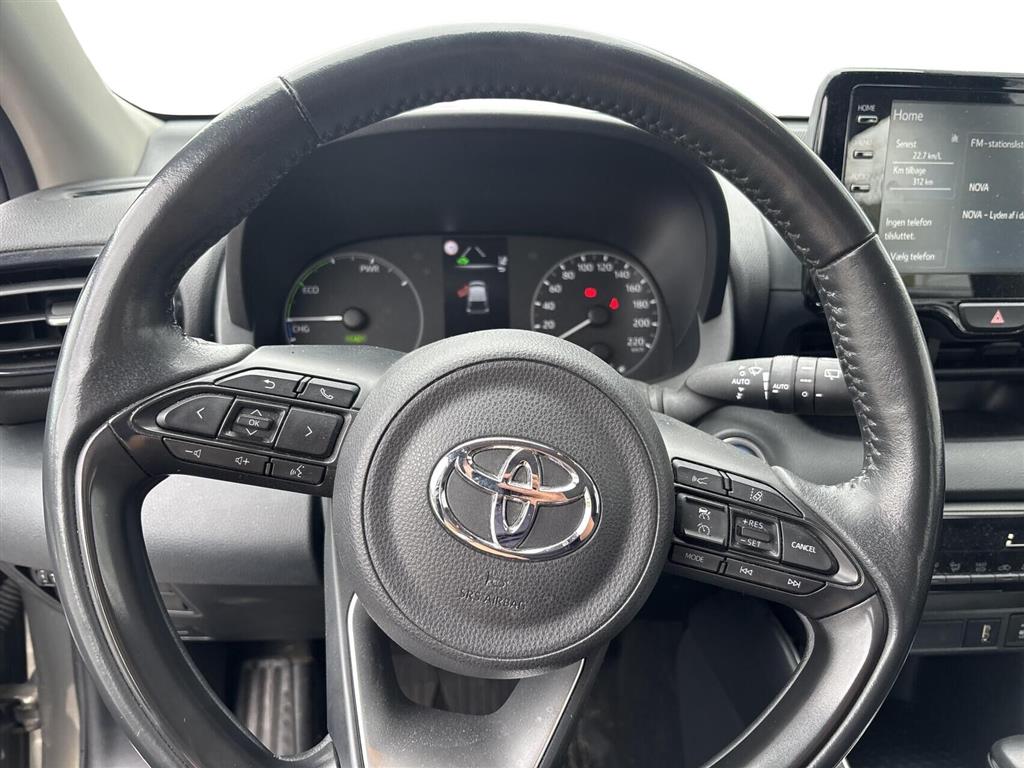Toyota Yaris 1,5 Hybrid Active Technology 116HK 5d Trinl. Gear - Image 8