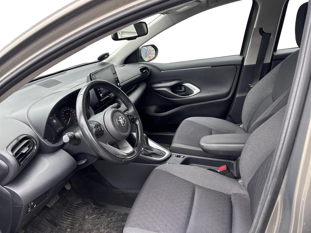 Toyota Yaris 1,5 Hybrid Active Technology 116HK 5d Trinl. Gear - Image 4