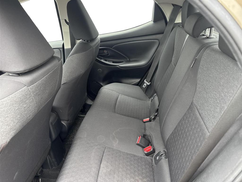 Toyota Yaris 1,5 Hybrid Active Technology 116HK 5d Trinl. Gear - Image 5