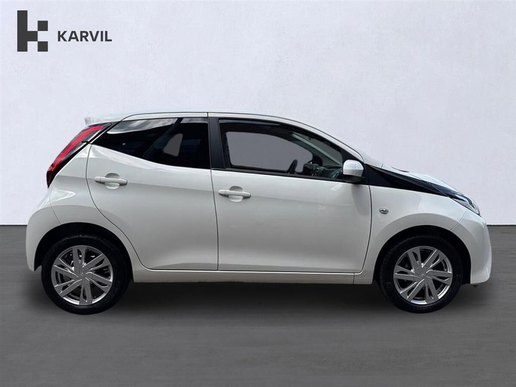 Toyota Aygo 1,0 VVT-I X-pression 72HK 5d - Image 7