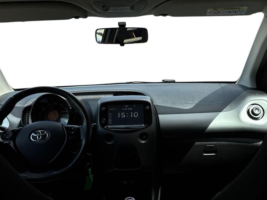 Toyota Aygo 1,0 VVT-I X-pression 72HK 5d - Image 10