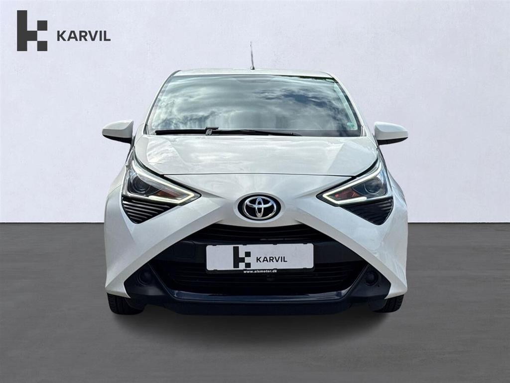 Toyota Aygo 1,0 VVT-I X-pression 72HK 5d - Image 2