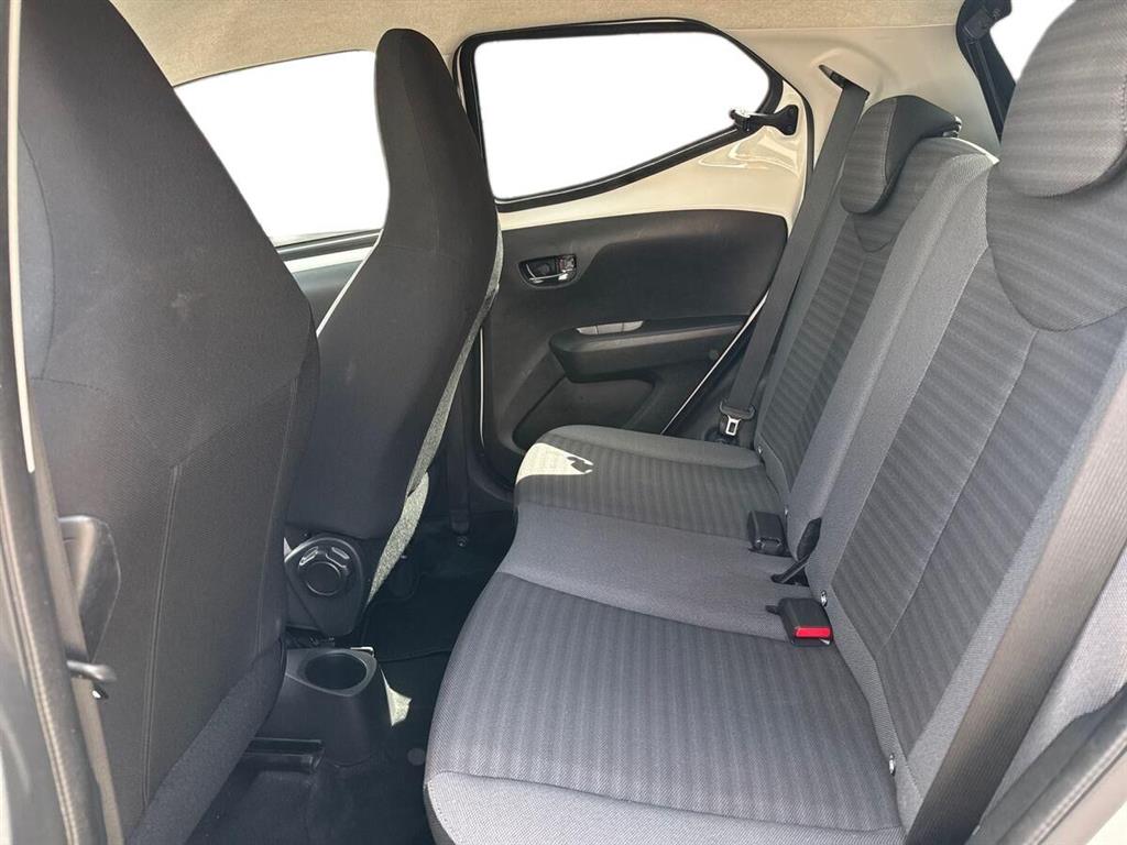Toyota Aygo 1,0 VVT-I X-pression 72HK 5d - Image 15