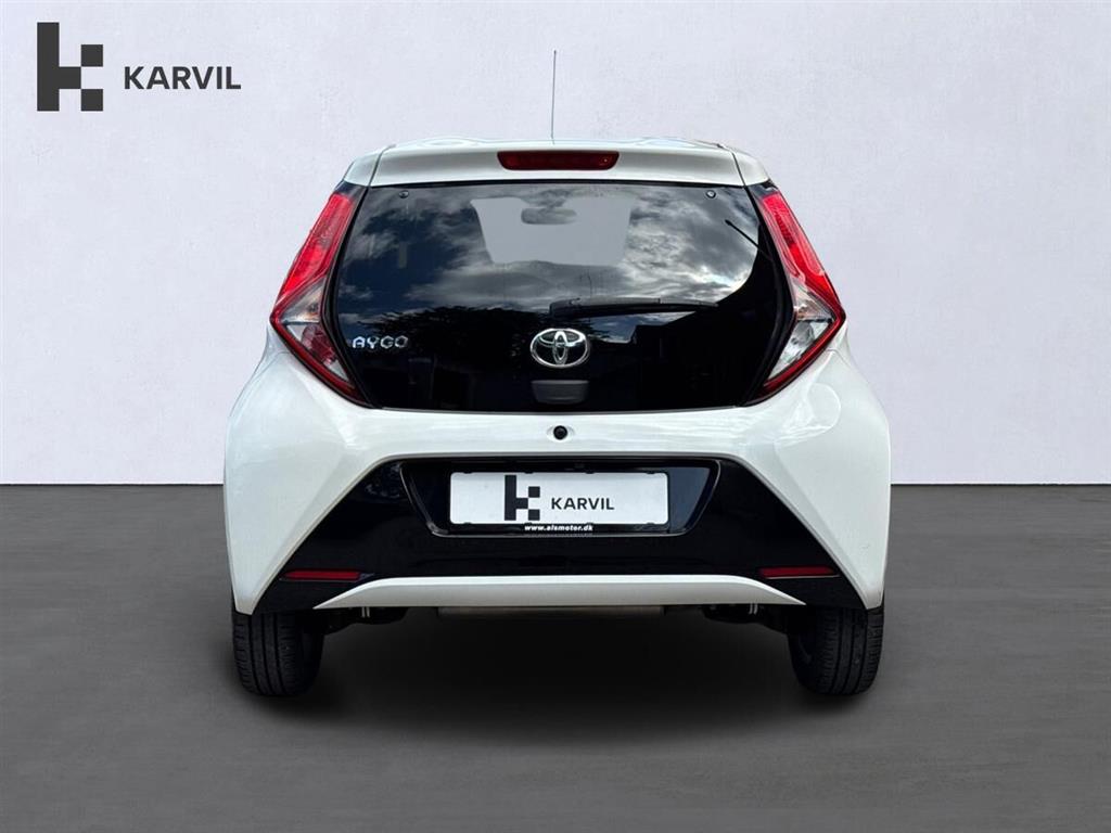 Toyota Aygo 1,0 VVT-I X-pression 72HK 5d - Image 5