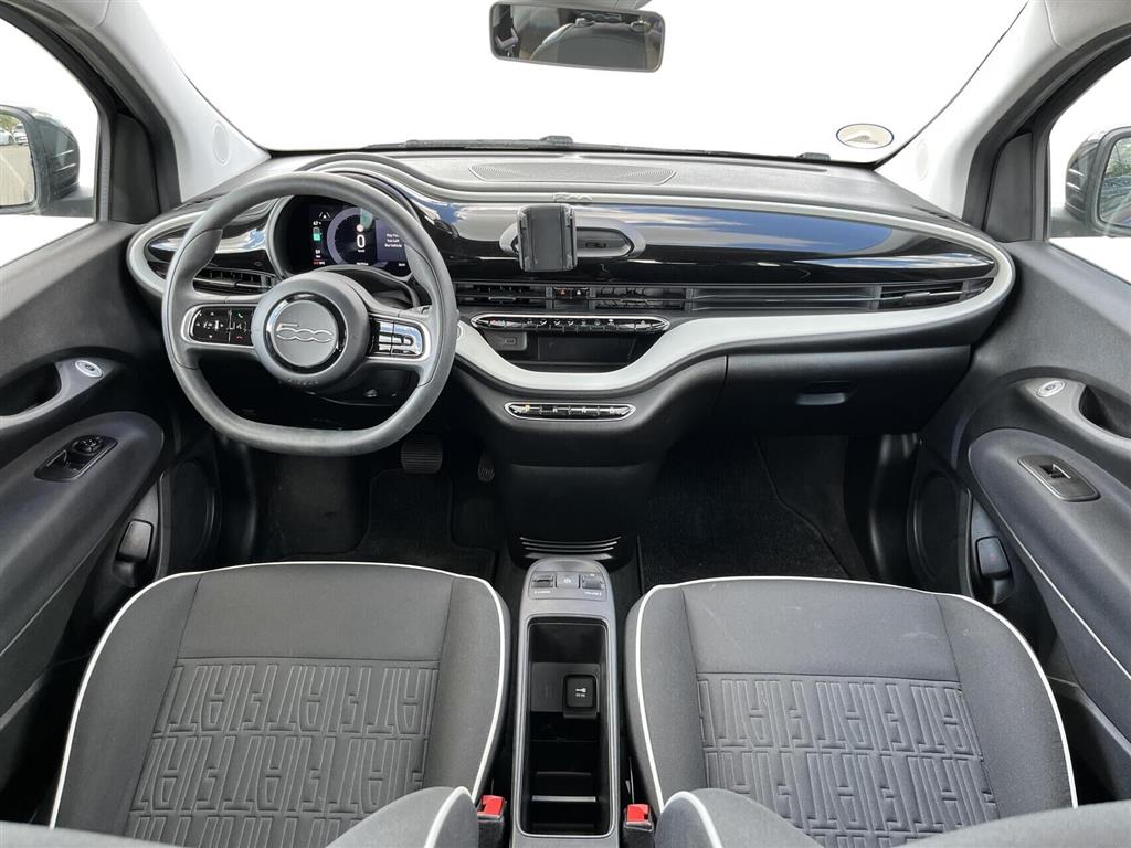 Fiat 500e EL Action 95HK 3d Aut. - Image 6