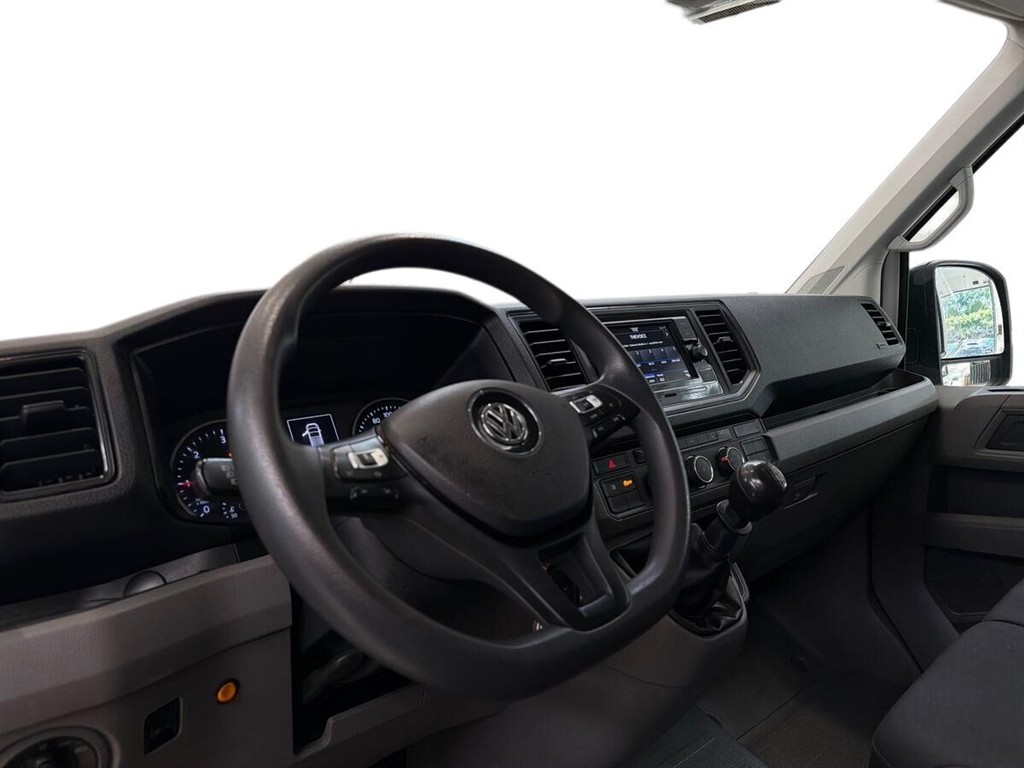 VW Crafter 35 L4H3 2,0 TDI SCR 177HK Van 6g - Image 9