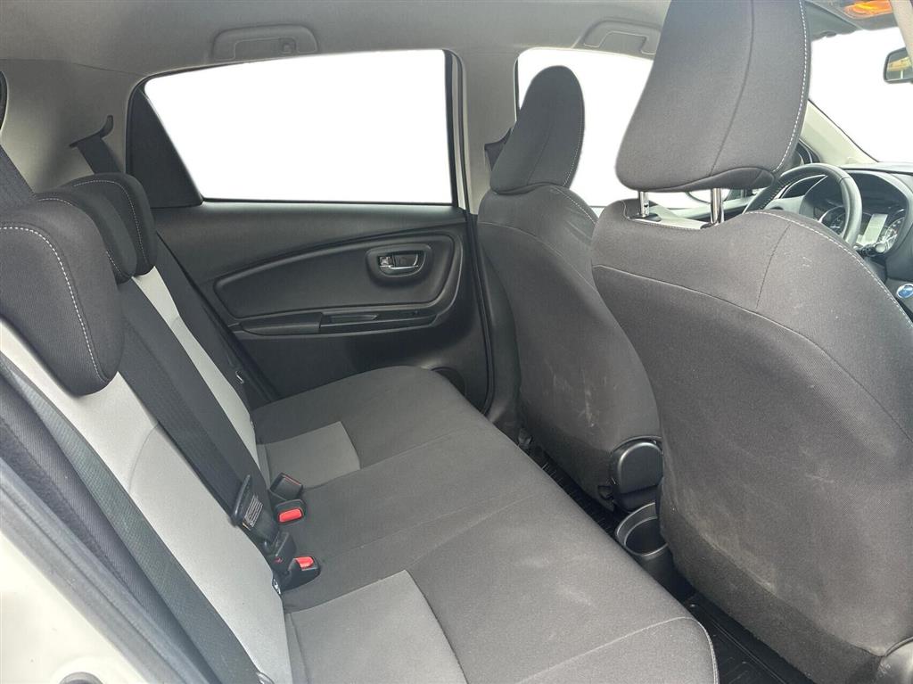 Toyota Yaris 1,5 Hybrid H3 Smartpakke E-CVT 100HK 5d Trinl. Gear - Image 12