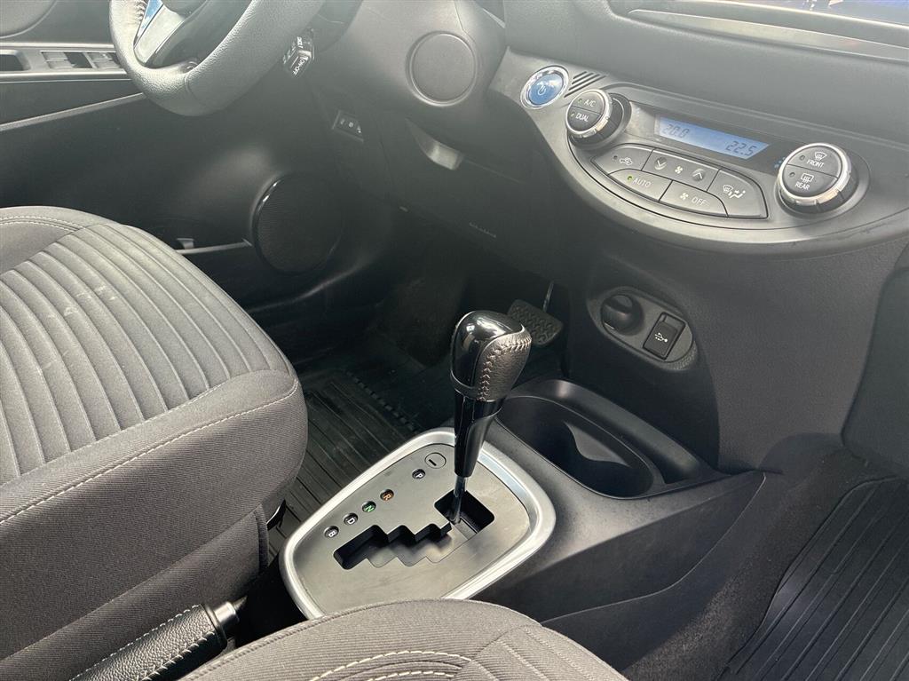 Toyota Yaris 1,5 Hybrid H3 Smartpakke E-CVT 100HK 5d Trinl. Gear - Image 15