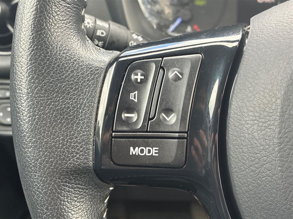 Toyota Yaris 1,5 Hybrid H3 Smartpakke E-CVT 100HK 5d Trinl. Gear - Image 17