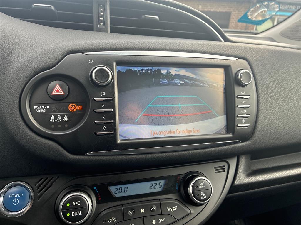 Toyota Yaris 1,5 Hybrid H3 Smartpakke E-CVT 100HK 5d Trinl. Gear - Image 19