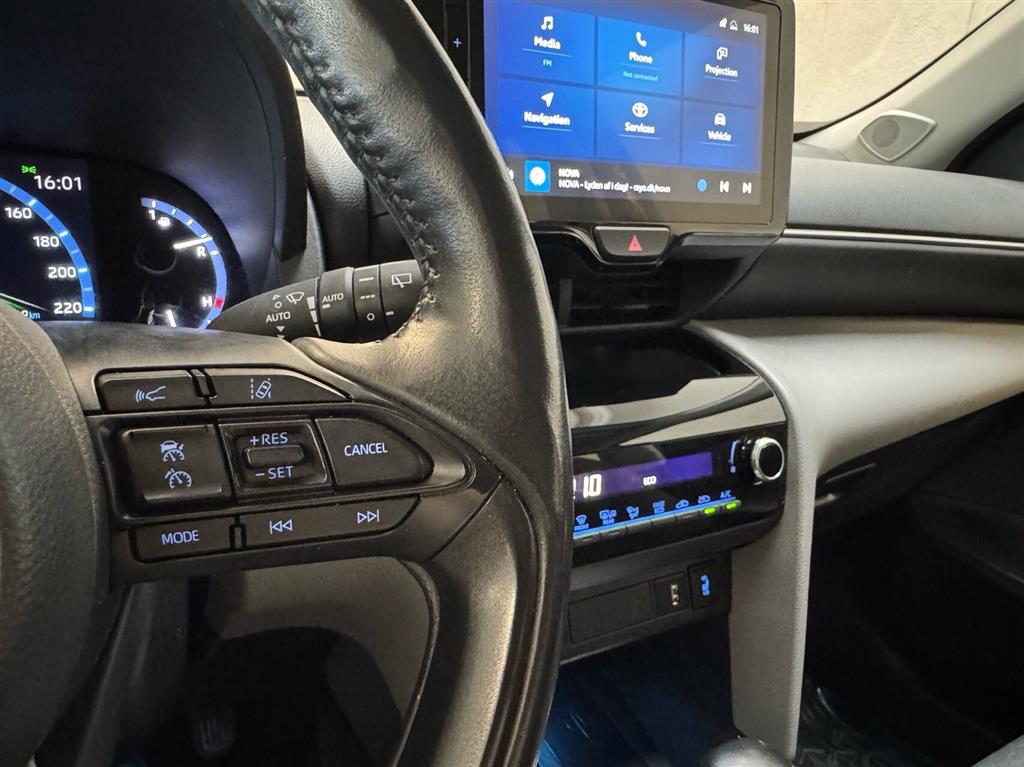 Toyota Yaris Cross 1,5 Hybrid Active Technology 116HK 5d Trinl. Gear - Image 17