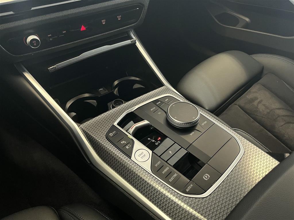BMW 330e Touring 2,0 Plugin-hybrid M-Sport 292HK Stc 8g Aut. - Image 6