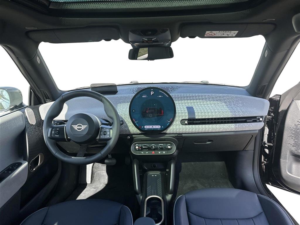 Mini Cooper SE EL Favoured Trim Option Level XL 218HK 3d Aut. - Image 4