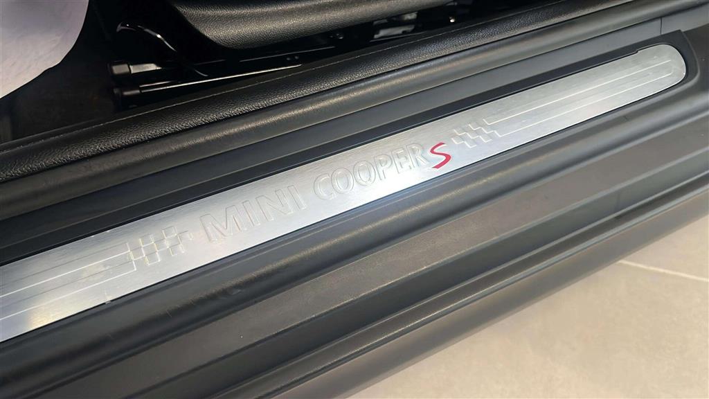 Mini Cooper S 2,0 Essential Steptronic 192HK Cabr. 7g Aut. - Image 11