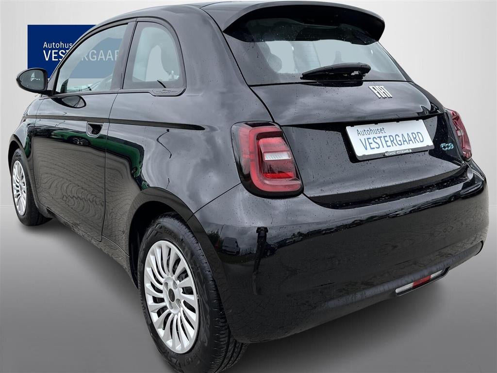 Fiat 500e EL Action 95HK 3d Aut. - Image 3