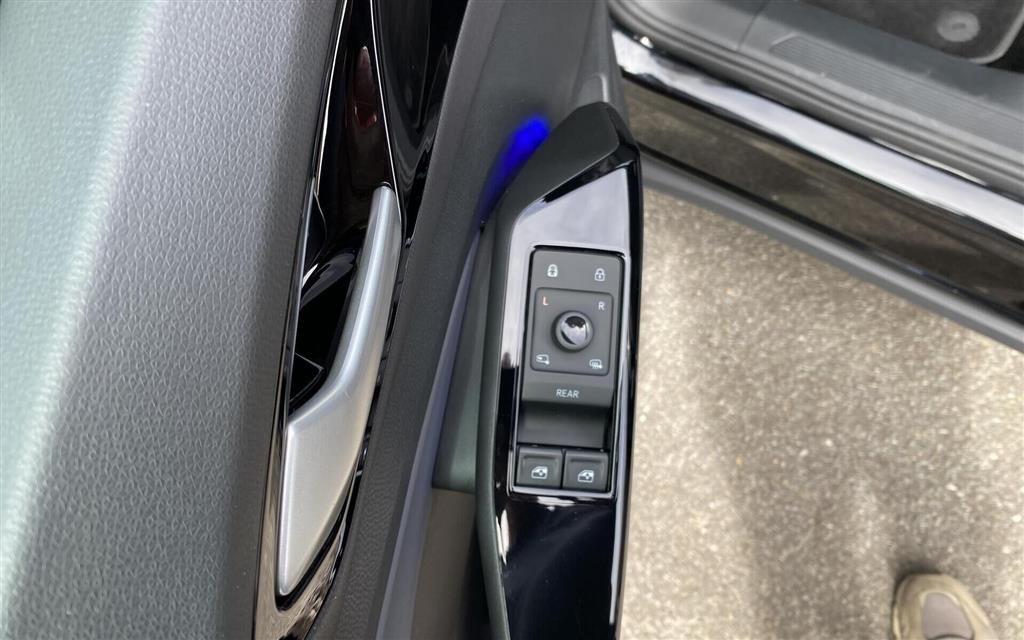 VW ID.4 EL Pro 4Motion 286HK 5d Aut. - Image 15
