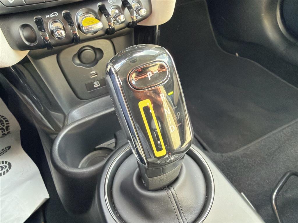Mini Cooper SE EL Premium Plus 184HK 3d Aut. - Image 12