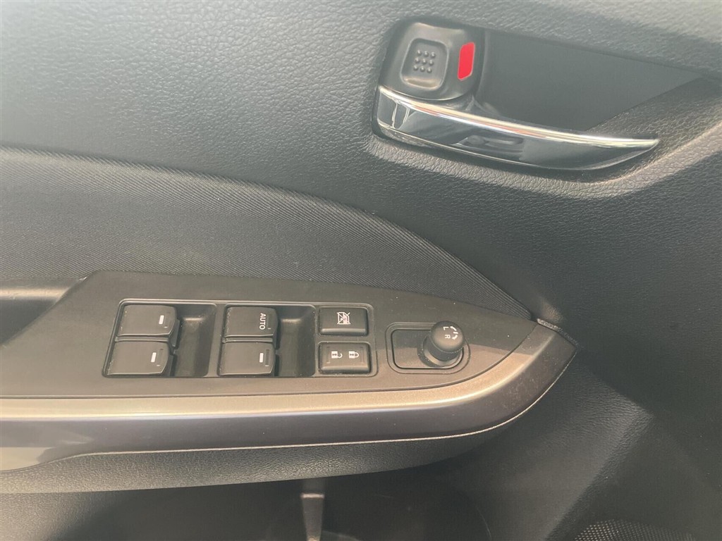 Suzuki Vitara 1,5 Hybrid Active AGS 102HK 5d 6g Aut. - Image 11