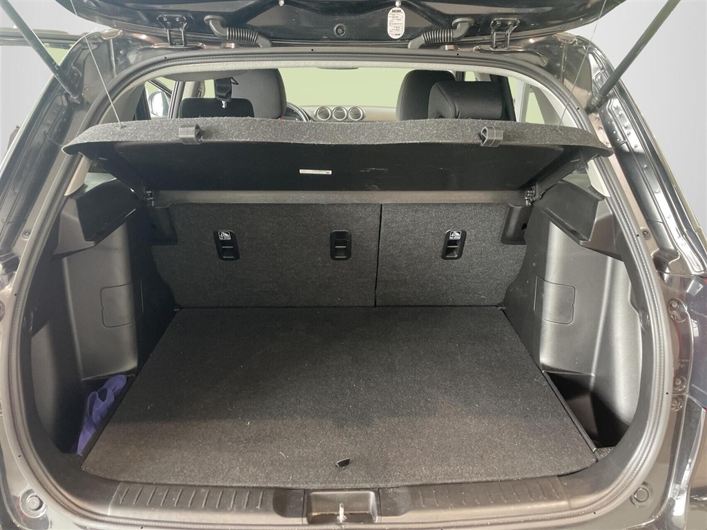 Suzuki Vitara 1,5 Hybrid Active AGS 102HK 5d 6g Aut. - Image 12