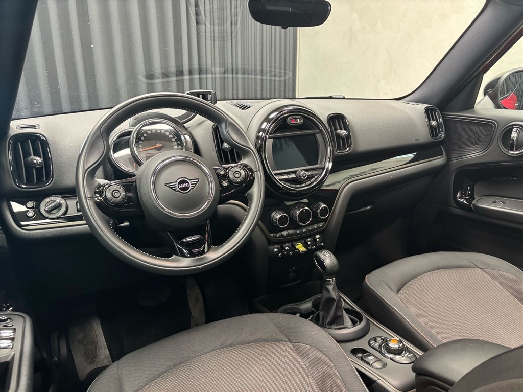 Mini Countryman SE 1,5 Plugin-hybrid Essential All4 Steptronic 224HK 6g Aut. - Image 9