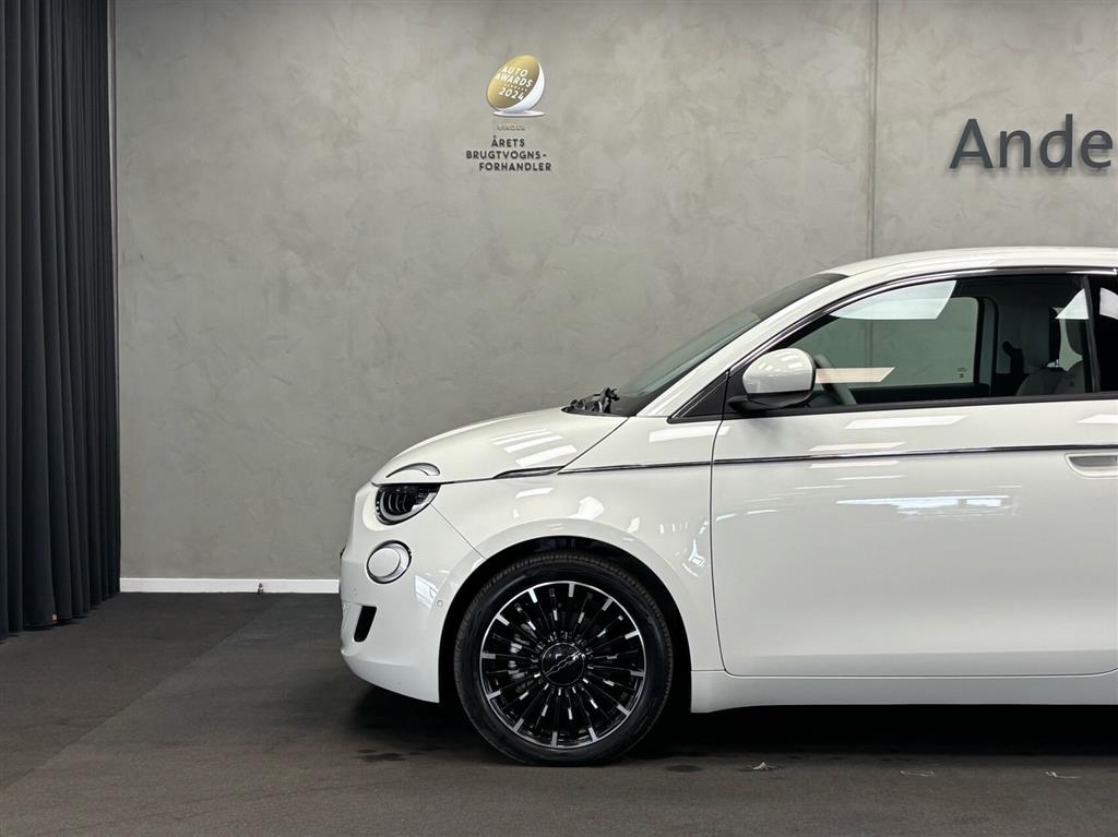 Fiat 500e EL La Prima By Bocelli 118HK 3d Aut. - Image 4