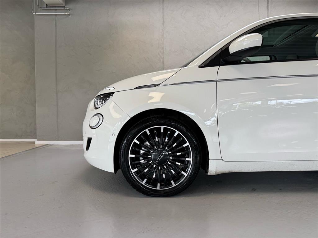 Fiat 500e EL La Prima By Bocelli 118HK 3d Aut. - Image 4