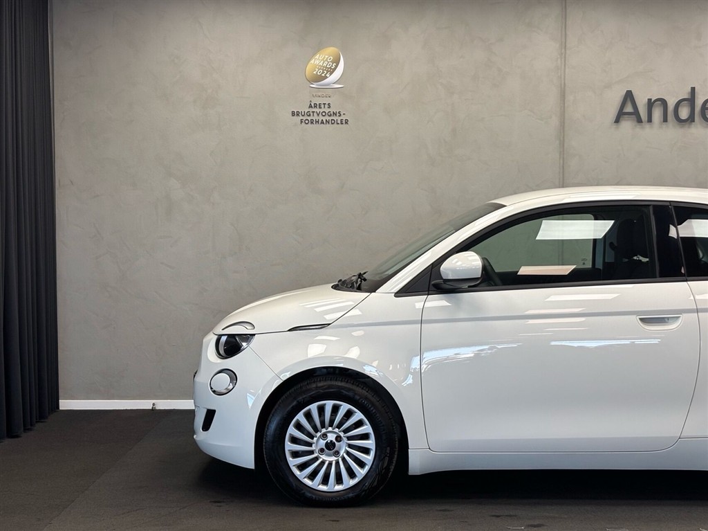 Fiat 500e EL 118HK 3d Aut. - Image 4