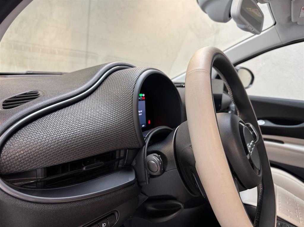 Fiat 500e EL La Prima By Bocelli 118HK 3d Aut. - Image 15