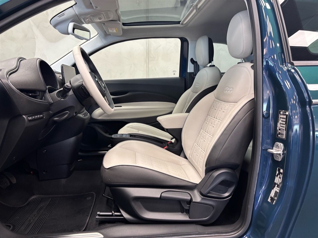 Fiat 500e EL La Prima By Bocelli 118HK 3d Aut. - Image 7