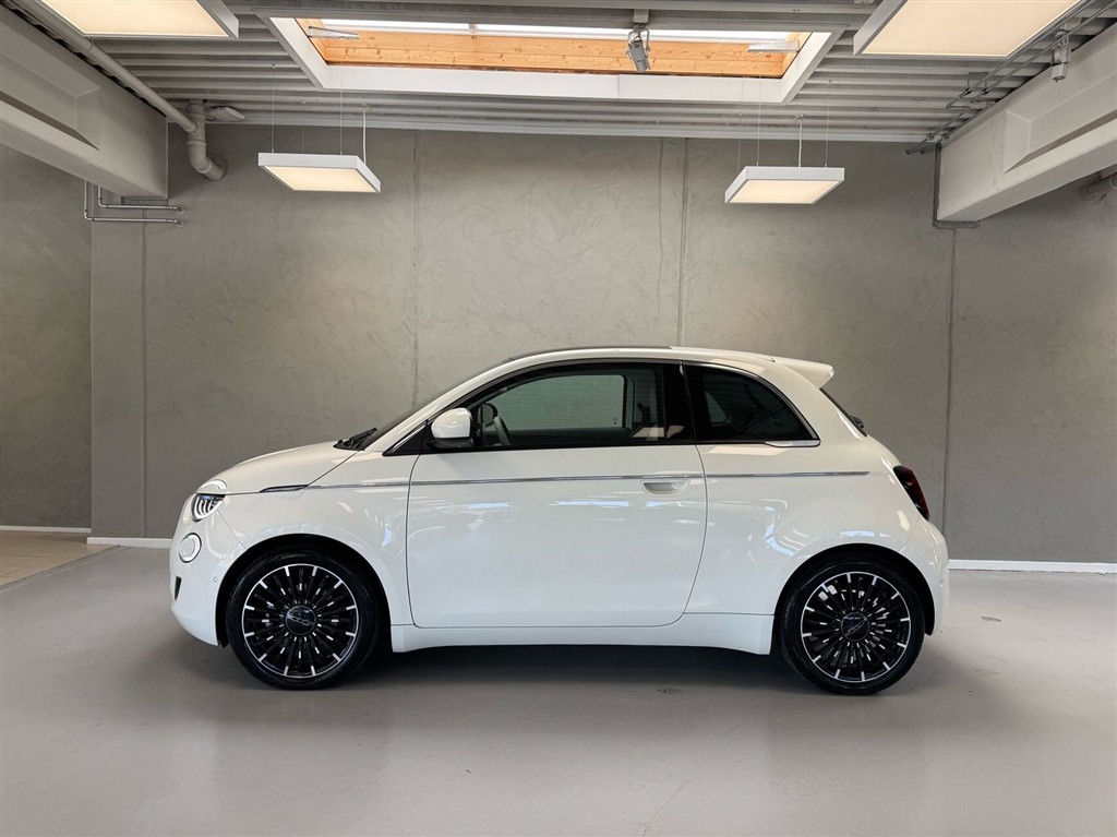 Fiat 500e EL La Prima By Bocelli 118HK 3d Aut. - Image 6