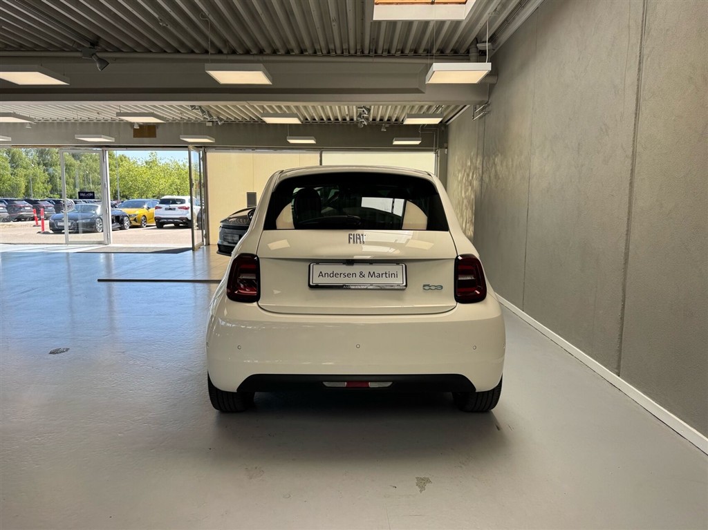 Fiat 500e EL La Prima By Bocelli 118HK 3d Aut. - Image 7