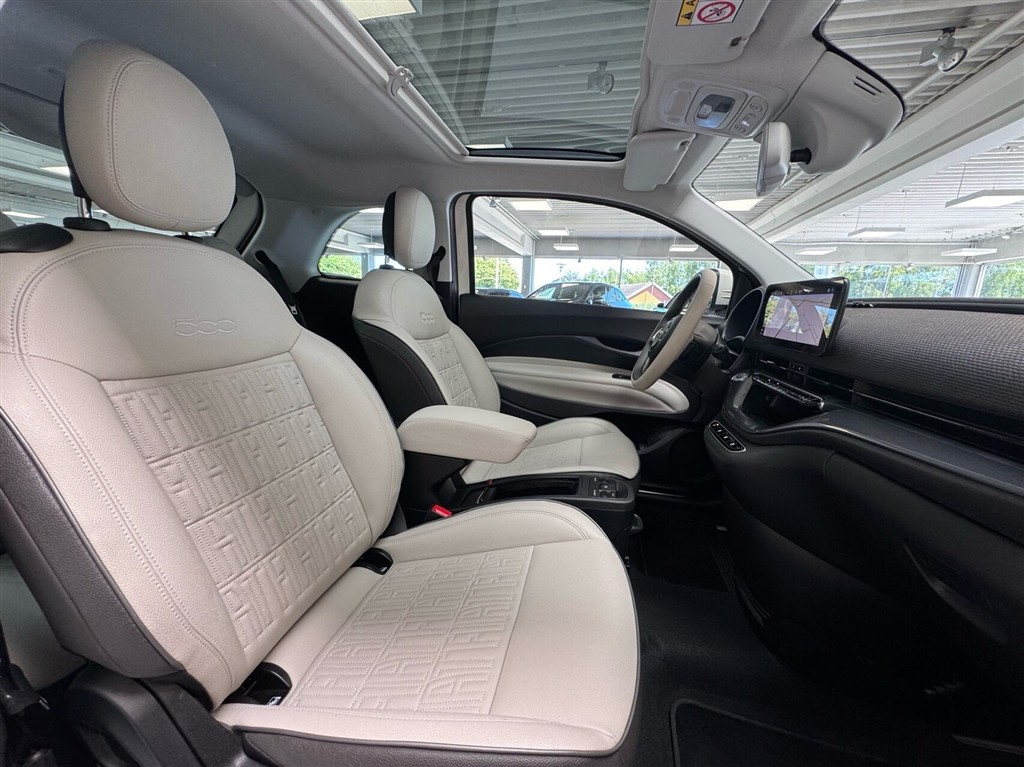 Fiat 500e EL La Prima By Bocelli 118HK 3d Aut. - Image 10