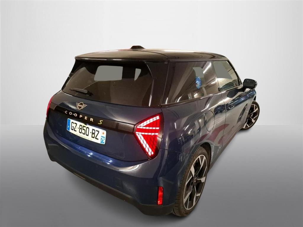 Mini Cooper SE EL Favoured Trim Option Level XL 218HK 3d Aut. - Image 2