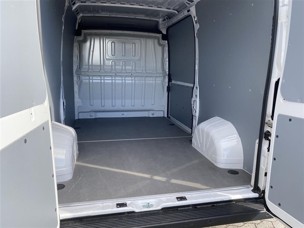 Fiat Ducato 35 L2H2 2,2 MJT Easy Pro 140HK Van 6g - Image 7