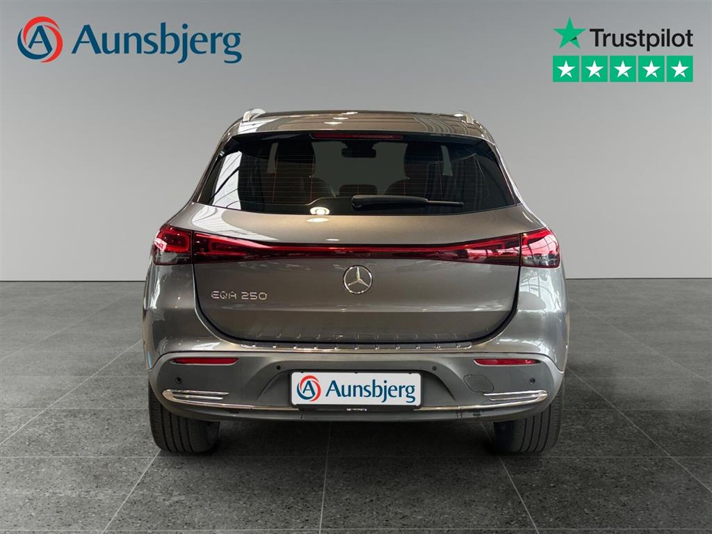 Mercedes-Benz EQA 250 EL Progressive 190HK 5d Aut. - Image 4