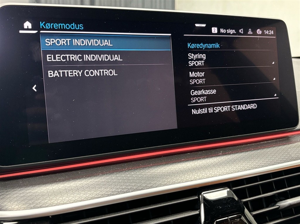 BMW 545e 3,0 Plugin-hybrid M-Sport XDrive Steptronic 395HK 8g Aut. - Image 24