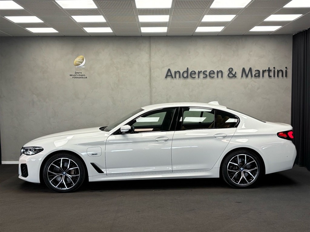 BMW 545e 3,0 Plugin-hybrid M-Sport XDrive Steptronic 395HK 8g Aut. - Image 4