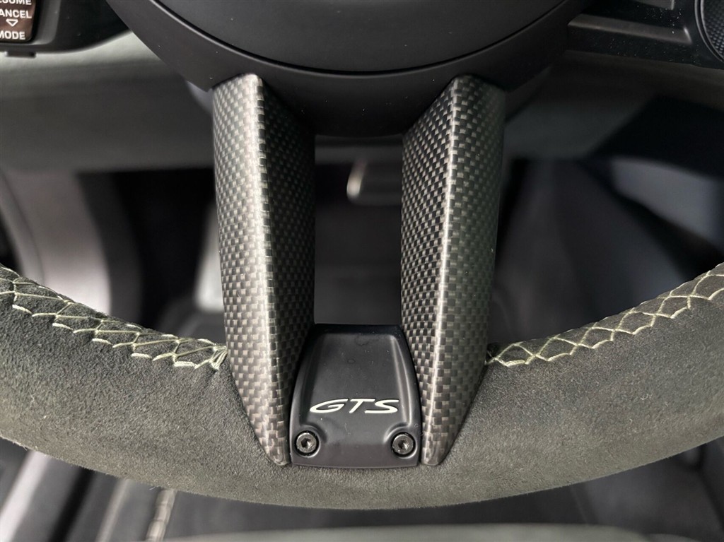 Porsche Taycan GTS Sport Turismo EL 4x4 517HK Stc Aut. - Image 21