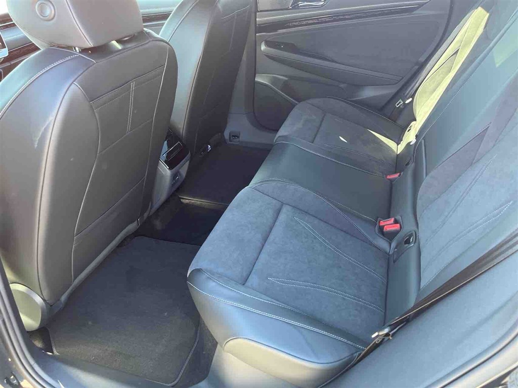 VW ID.7 EL Style S 286HK 5d Aut. - Image 9