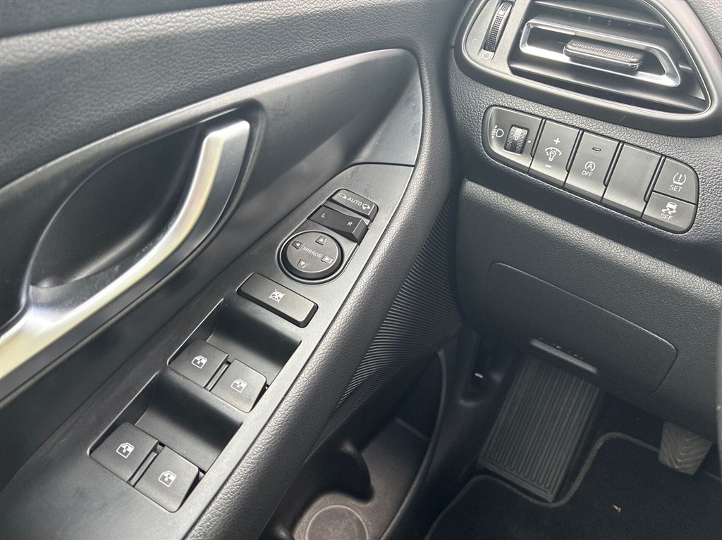 Hyundai i30 Cw 1,0 T-GDI Essential 120HK Stc 6g - Image 16
